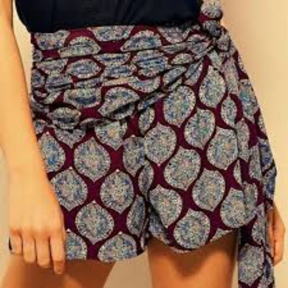 Free People All A Dream Wrap Short 4 Burgundy Paisley Flowy Bohemian Feminine‎